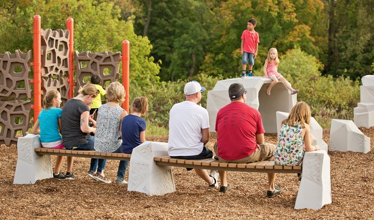 Facet™ Bench