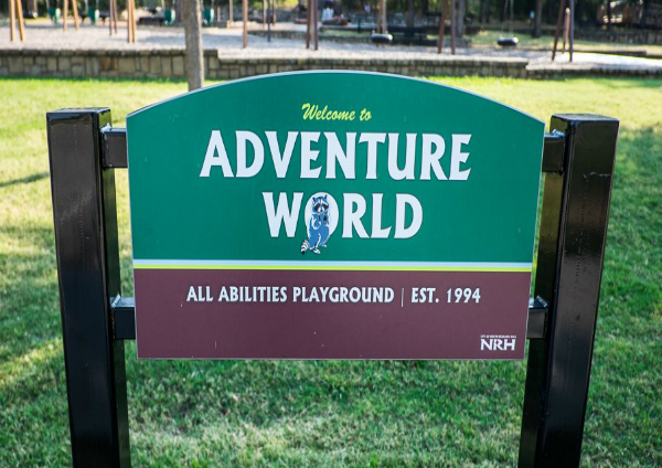 ADVENTURE WORLD 
